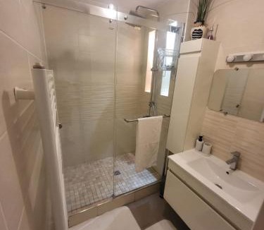 Beauvais Apartment | Lumineux appartement