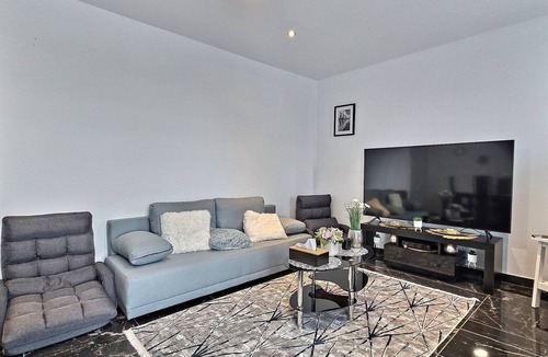 Montfermeil House | Luminous and Modern House * Paris /Disney *