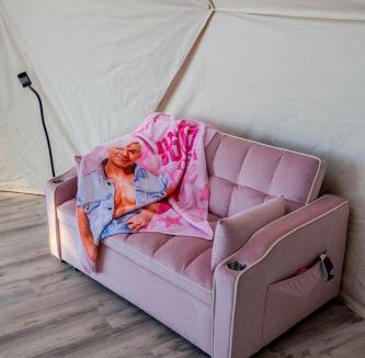 Willcox House | Luminous Cozy Dome with a Barbie Collection Above Bed in Willcox, Arizona