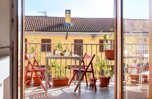 Biassono Apartment | Luminous open space next to F1 Circuit, Monza Park, Milan and Como lake.
