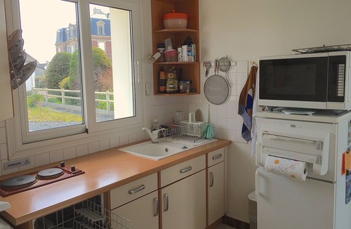 Asnelles Villa | Luminous Villa Facing the Landing Beaches