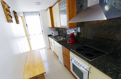 Salou City Centre Apartment | LUNA - Apartment in the city centre, with pool and A/C