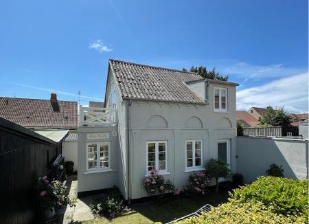 Marstal House | Luna