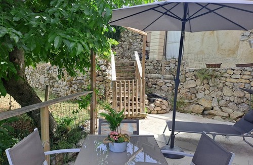 Les Moulins House | Luna Estella Estate