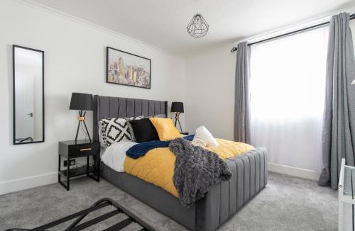 Stone House | Luna Homes