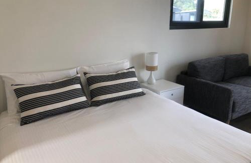 Parkes Hotel | Lunar Cabins