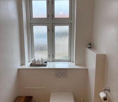 Herning Bed & Breakfast | Lund gamle skole - tæt på MCH
