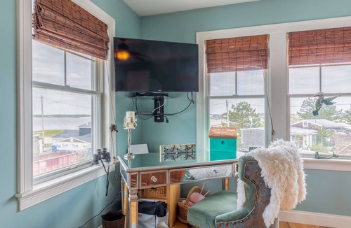 Newburyport House | Luney Dunes Penthouse