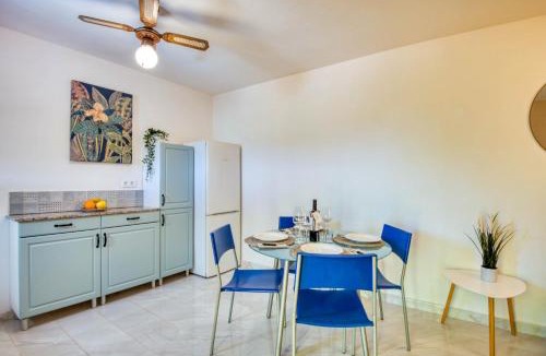 Bellcaire d'Emporda Apartment | Lunice