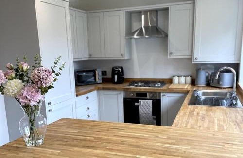 King's Bromley House | Lupin Farm Barn - New Barn Conversion