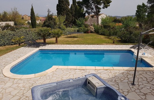 Escales House | Lush villa in Escales with Jacuzzi, Pool and stunning Views