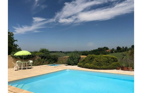 Monpardiac House | Lusso, accommodation in beautiful estate with swimming pool