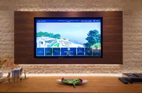 Crveni Vrh Villa | Lusso Mare Istria Luxury Beach villa