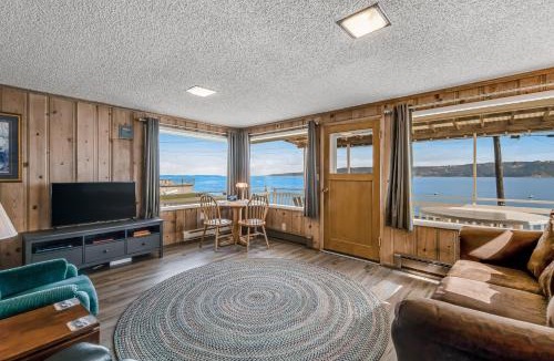Camano Island House | Lutefisk Lodge