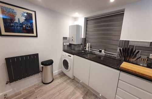 Luton Apartment | Luton Town Centre Executive Apartment