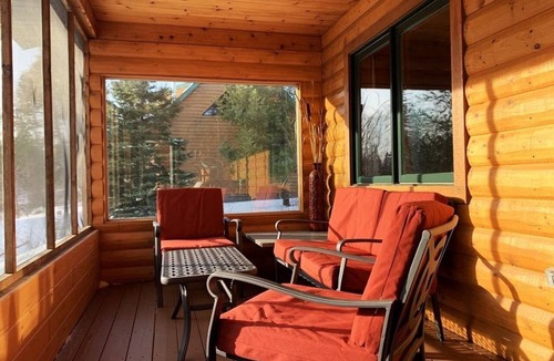 Lutsen Cabin | Lutsen Log Lodge! Ski, Hike, Swim & Bike, stay 3 for 2 through April