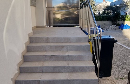 Punat Apartment | Luvano's Place - Principality of Zarijak, apartment 5 min form beaches