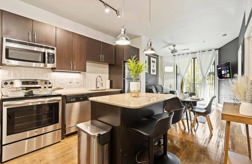 Frisco Apartment | Lux 1B w Pool Near Toyota HQ, The Star, Legacy West