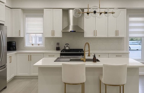 Mount Pleasant House | Lux 3 Bedroom Home near Public Transit