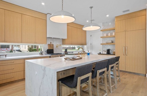 Knox - Henderson House | Lux 4100sqft Estate Rooftop Pool/Spa