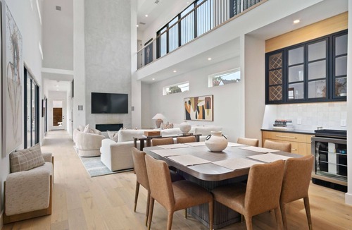 Knox - Henderson House | Lux 4100sqft Estate Rooftop Pool/Spa