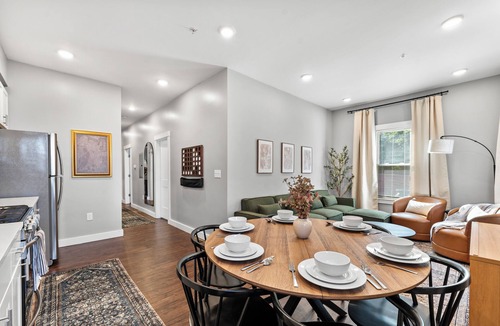 East Somerville House | LUX 4BR with Free Parking,7 Min Walk to Green Line,Boston+Harvard+MIT