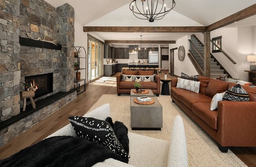 Cle Elum House | Lux and Elegant Suncadia Retreat! Hot Tub | Game Room | Outdoor TV-Fireplace