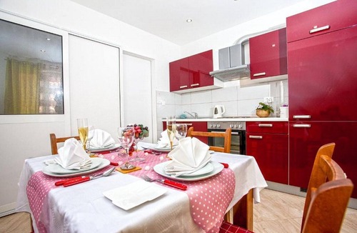 Baska Voda Apartment | Lux apartment Mare By the Sea & Beach - Two Bedroom Apartment with Terrace