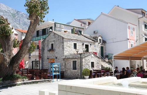 Baska Voda Apartment | Lux apartment Mare By the Sea & Beach - Two Bedroom Apartment with Terrace