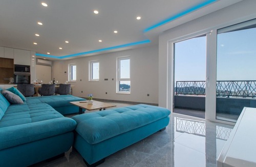 Umac Apartment | Lux apt Seashell Free Parking