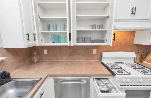 Houston House | Lux Aviation Crashpad