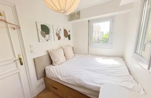 Belleville Apartment | Lux Belleville