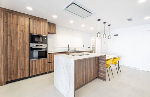 Old Town Apartment | Lux Center 5-C Deluxe Beach Apartment-Old Town
