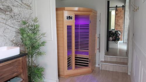 Aulnoy-lez-Valenciennes Apartment | Lux, chambre spa privatif Valenciennes
