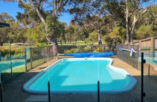 Hawks Nest House | Lux Coastal Getaway with Private Pool