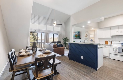April Sound Condo | Lux Condo on Lake Conroe I Lakeview/Gameroom