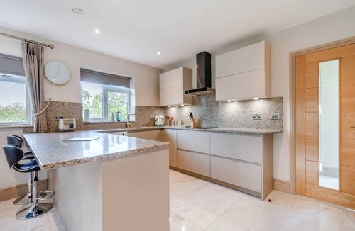 Blackburn House | Lux Cottage