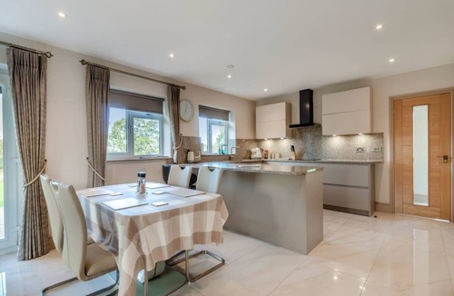 Blackburn House | Lux Cottage