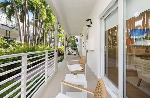 West Avenue Condo | Lux Designer Apt 2BR/2BA in the Heart of MIA Beach