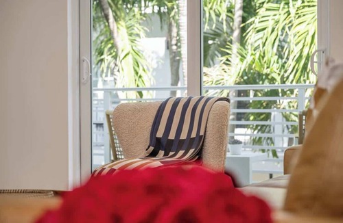 West Avenue Condo | Lux Designer Apt | 2BR/2BA in Heart of Miami Beach