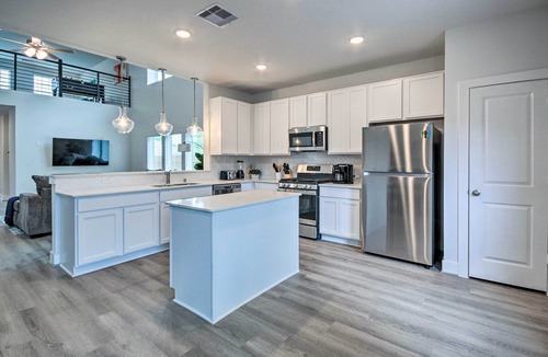 Southeast Houston House | Lux Escape w/GameRm Near DTown