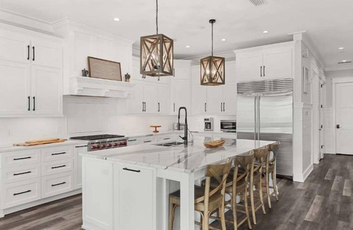 El Centro Beach House | LUX Family Heavenly Day Beachfront - Pool - Hot tub