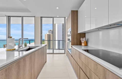 Singer Island Apartment | Lux High Rise -Ocean Front View Condo 2BR 2.5BA