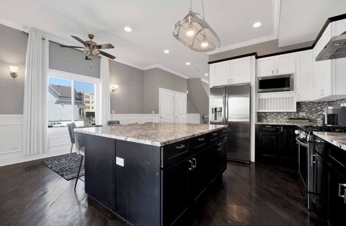 Grand Boulevard House | Lux Home in Chicago 7mins Downtown