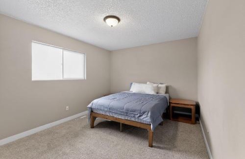 West Colorado Springs House | Lux Home MINS to UCHealth Medical Ctr & Parks