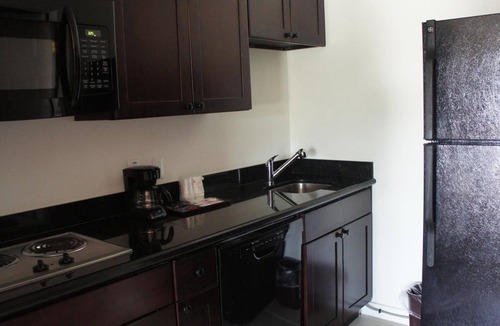 Three Rivers Hotel | Lux Inn and Suites