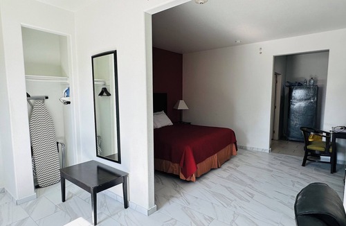 Three Rivers Hotel | Lux Inn and Suites