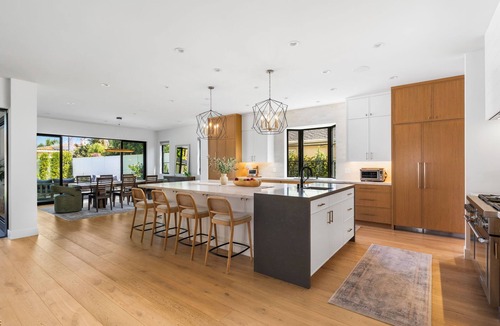 Manhattan Heights House | Lux Manhattan Beach Home w/Pool Near SoFi & Beach