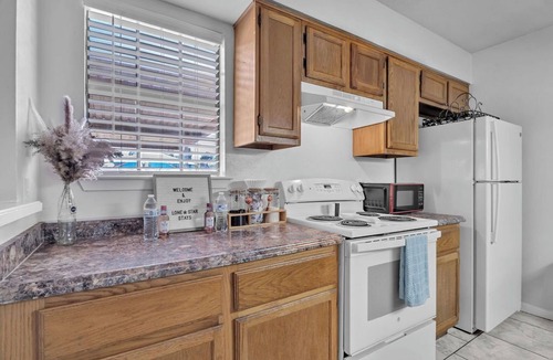 San Angelo House | Lux mins 2 Shannon South & Lake Nasworthy