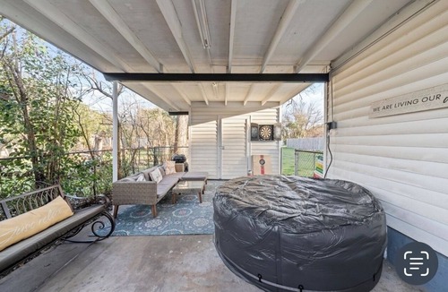 Waco House | Lux Mins To Baylor- BaylorWhite- W/Hot Tub